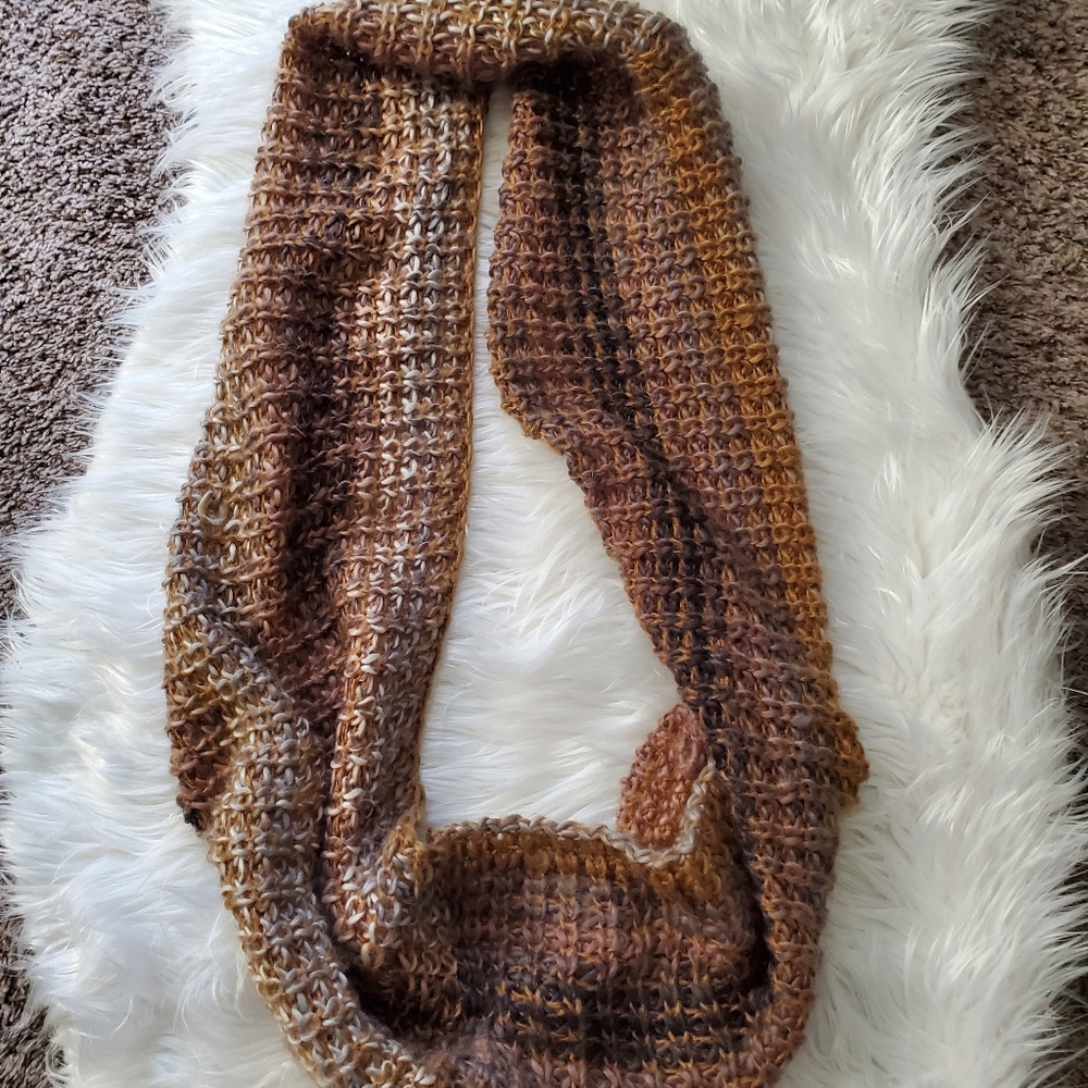 Brown and gray multicolor cowlick scarf never worn!